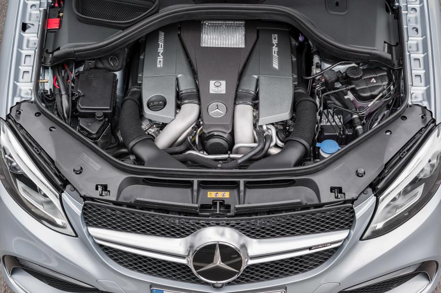  Mercedes-AMG GLE63 Coupe 2015 года  (фото 24 из 34)